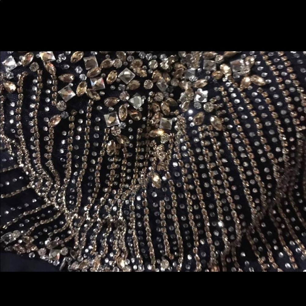Formal Dress - Picture 4 of 4
